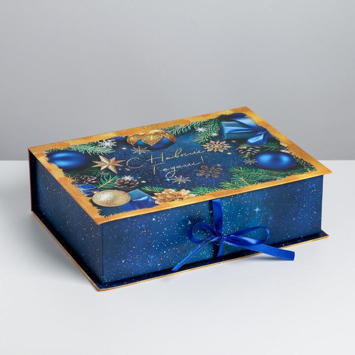 

Коробка‒книга «Новогодние игрушки», 27 х 19,5 х 8 см