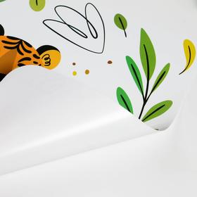Салфетка на стол "Тигр" нарисованный символ года, листья, белый фон, ПВХ, 40 х 25 см, от Сима-ленд