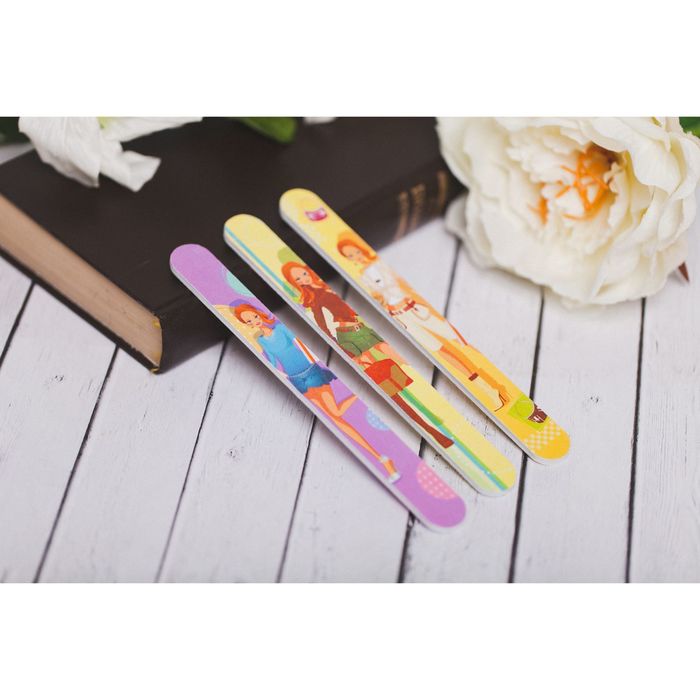 Пилка-наждак "Ассорти", абразивность 240/240, 18см, классика, рисунок МИКС