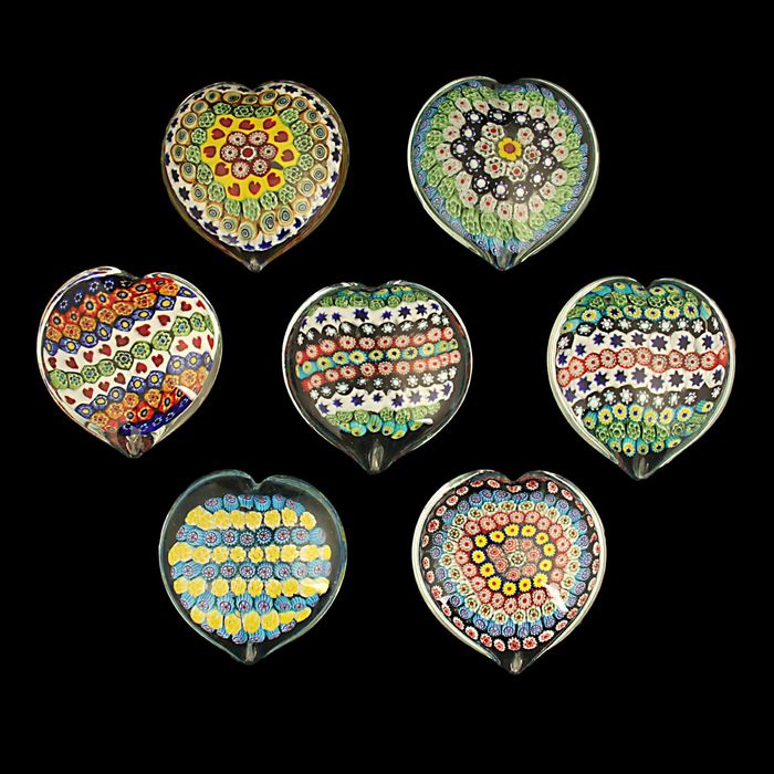 Сувенир пресс-папье "Сердце многоцветное", МИКС