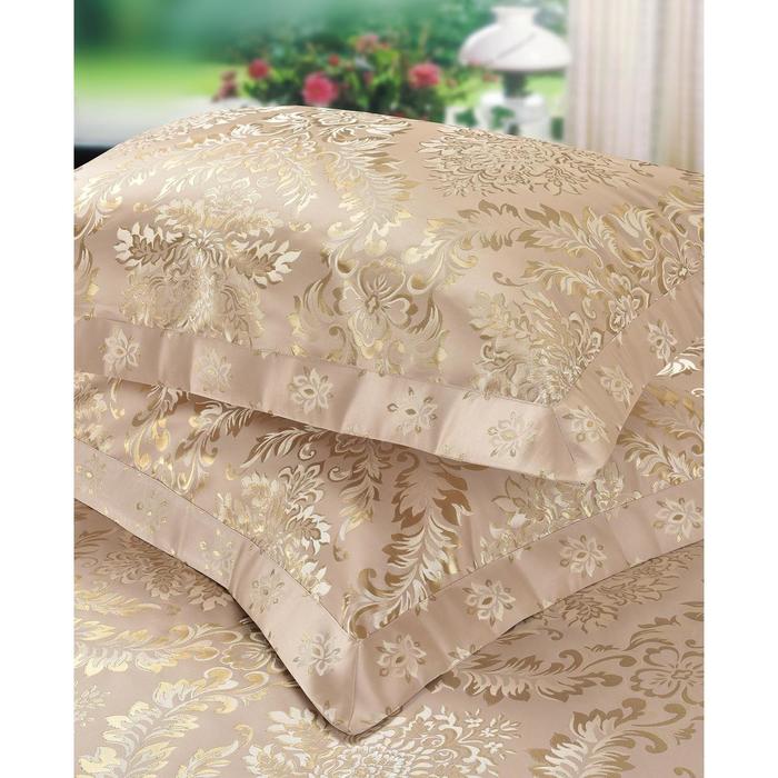 

Комплект с покрывалом «Иветта», размер 240х260 см, 50х70 см-2 шт, 40х40 см