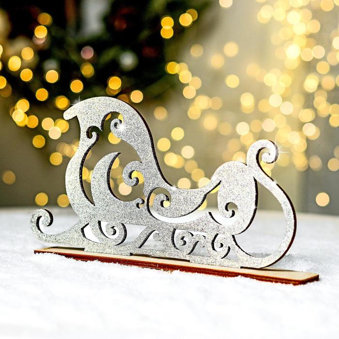 Новогодний декор «Волшебные сани»