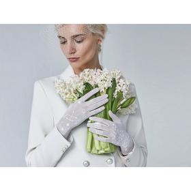 

Тату-перчатки с вышивкой Veni, Vidi, Amavi (white)