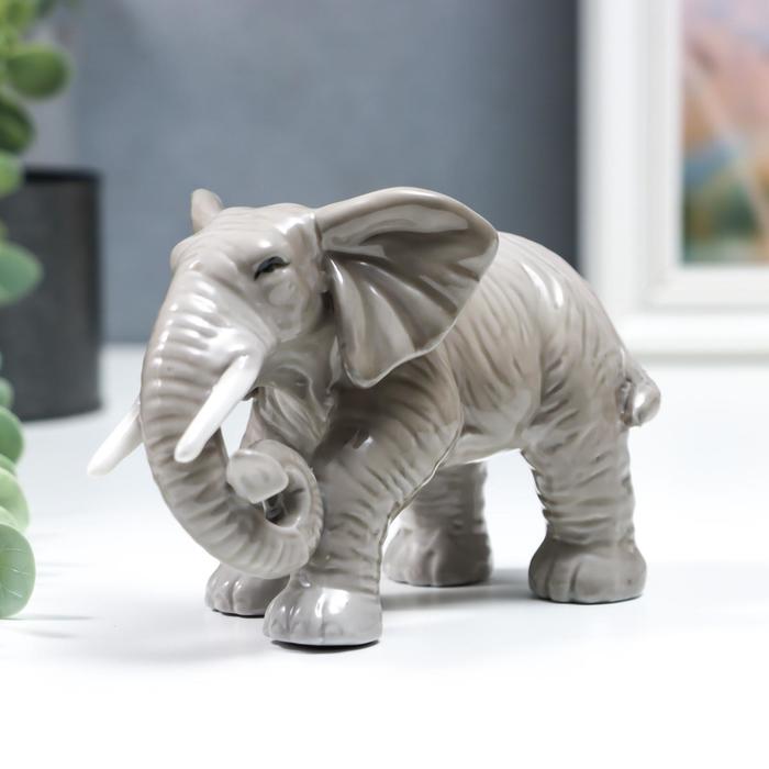 Сувенир керамика Серый слон - хобот закручен 10,5 см 