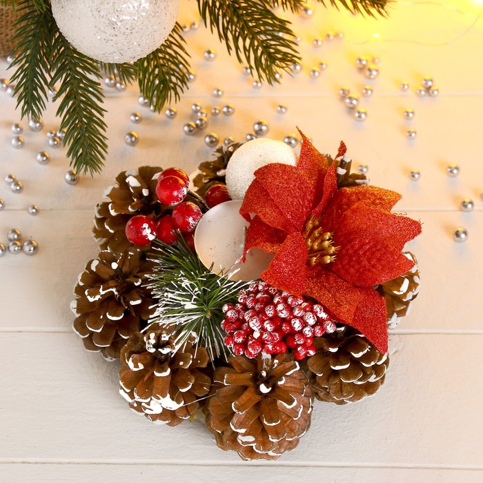 Подсвечник на одну свечу "Зимняя лилия"