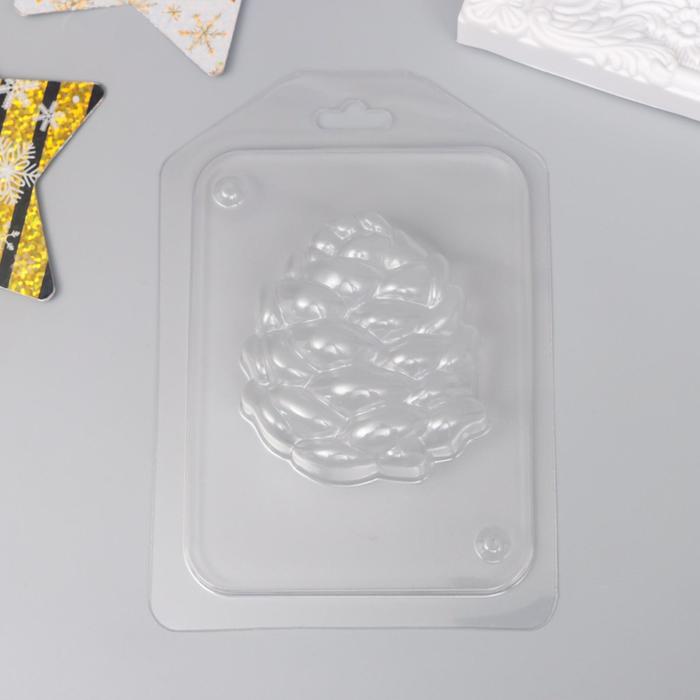 Пластиковая форма Шишка сосновая 2D 6,8х6,2 см