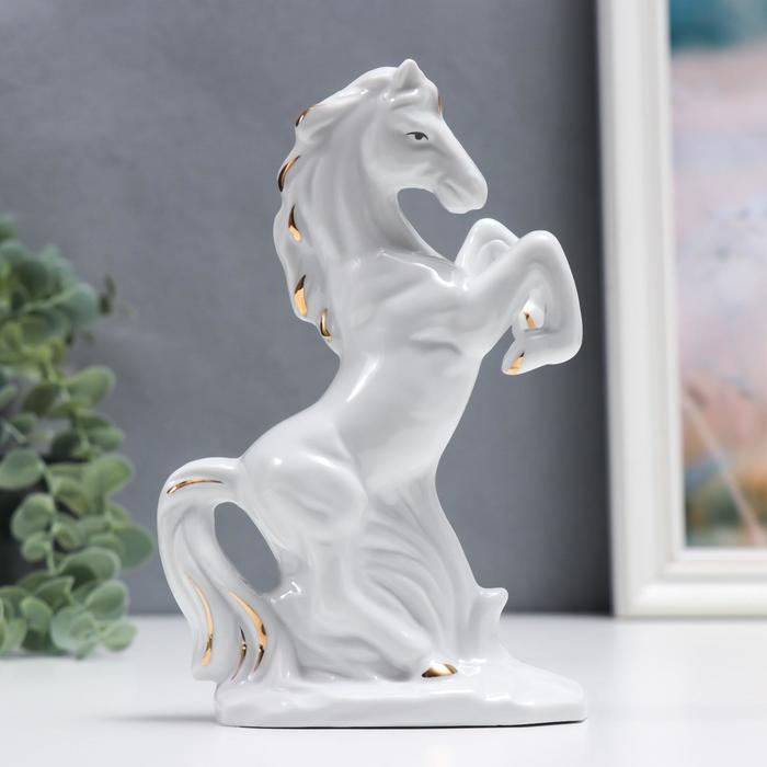 Сувенир керамика Белоснежный конь на дыбах с золотом 16,5 см сувенир конь на дыбах маленький 6см