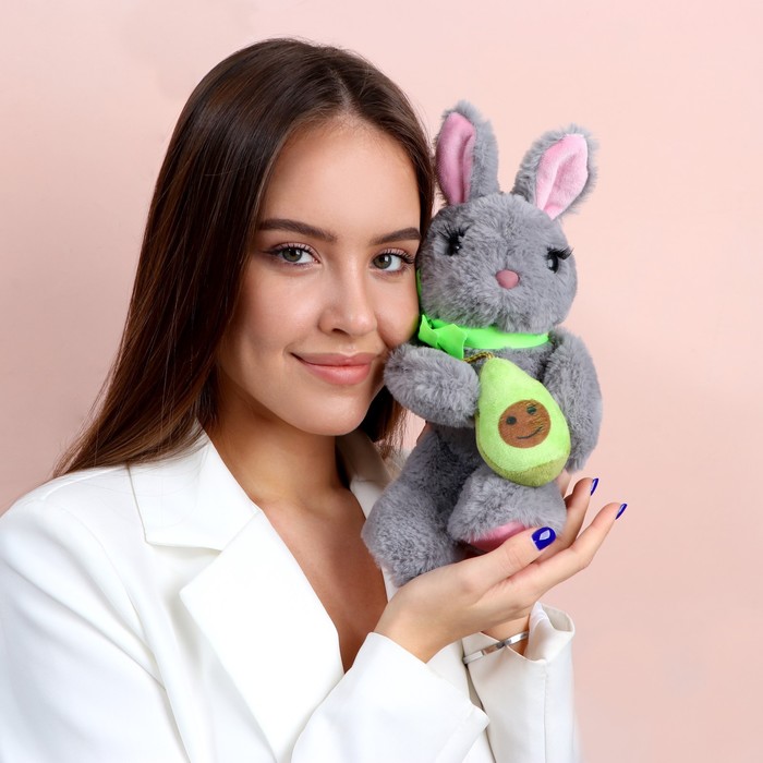 

Мягкая игрушка «Зайка с авокадо»