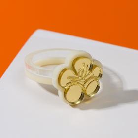 Кольцо 'Цветочек' весна, цвет бежево-золотой, размер 20 Ош