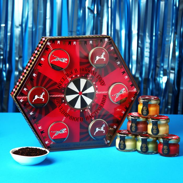 Подарочный набор «С новым годом»: чай чёрный 50 г., крем-мёд (6 шт. x 30 г.)