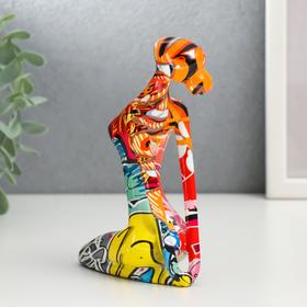 

Сувенир полистоун "Девушка на коленях" граффити 15х5х11 см