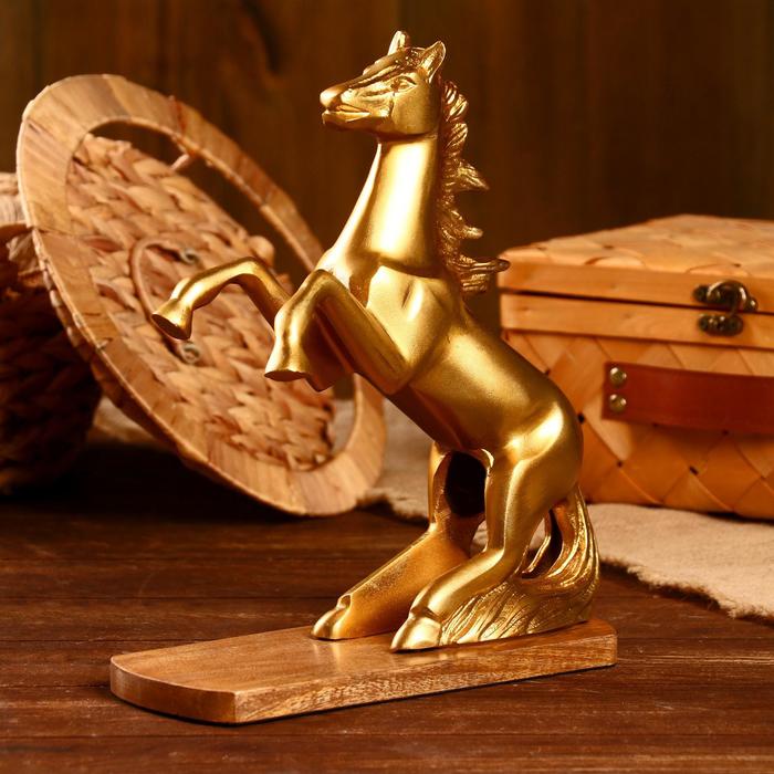 Сувенир "Конь" алюминий, дерево 25,4х10,2х30,5 см (золотое покрытие)