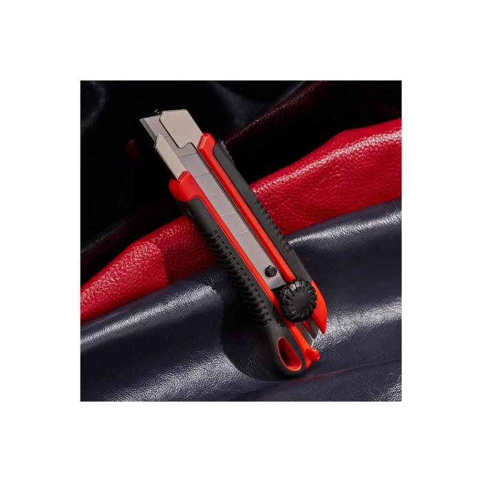 цена Нож REXANT 12-4919, металлический обрезиненный корпус, сегментированное лезвие, 25 мм