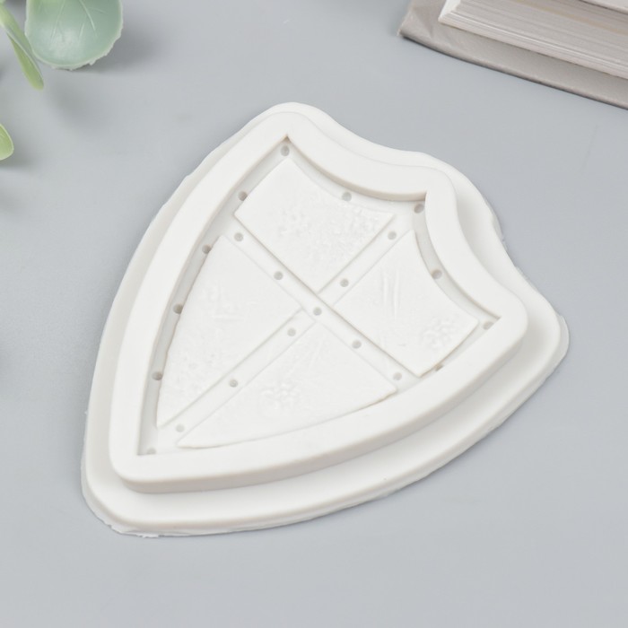 

Молд силикон "Рыцарский щит" 0,7х5,5х7,3 см (щита)