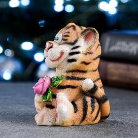 

Фигура "Тигр с розой" 9х8,5х10,5см