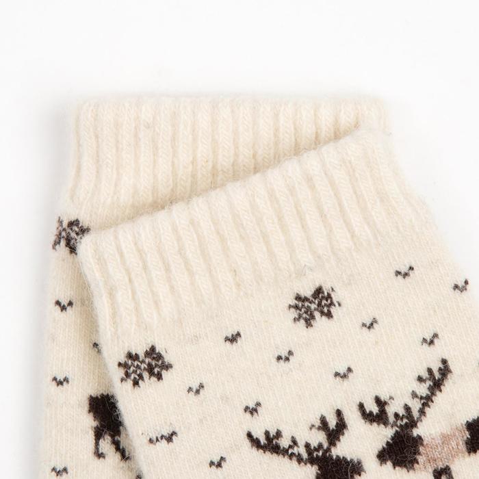 фото Носки женские из монгольской шерсти, цвет шоколад/олени, размер 23 (34-36) тод