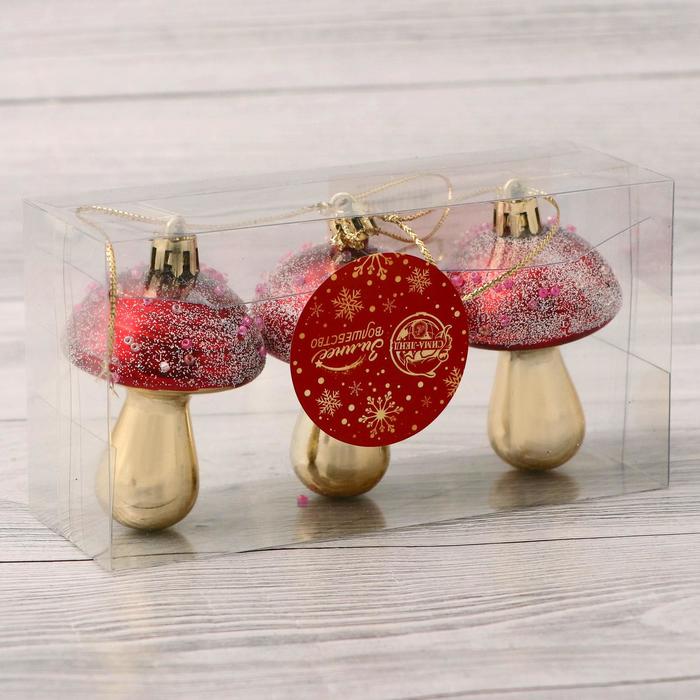 фото Украшение ёлочное "праздничные грибочки" (набор 3 шт) 4,5х6 см, золотисто-красный зимнее волшебство