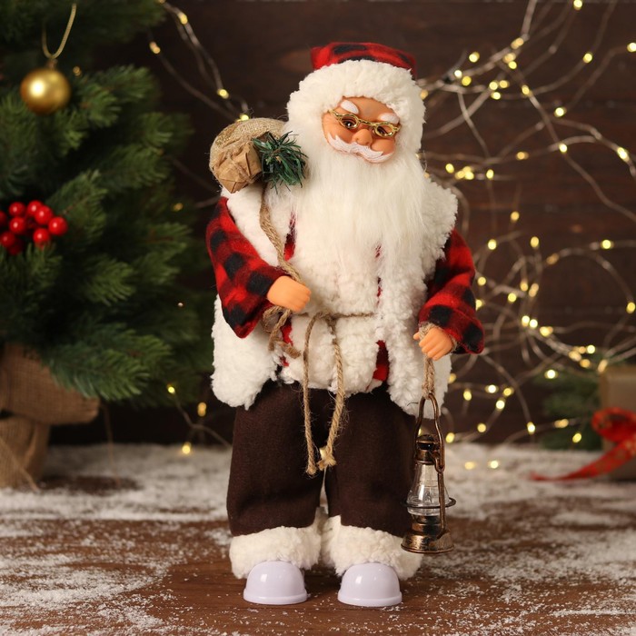 Дед Мороз В клетчатом тулупе, с фонариком двигается, ботинки светятся, 17х35 см дед мороз в красном клетчатом свитере с фонариком 23х45 см