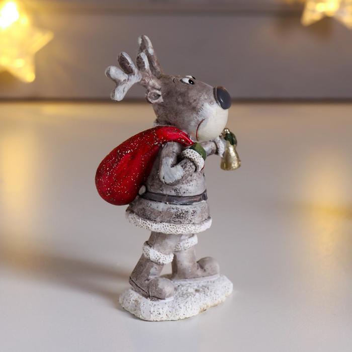 

Сувенир полистоун "Лосик Родя в костюме Деда Мороза, с мешком и колокольчиком" 10х5х6,5 см