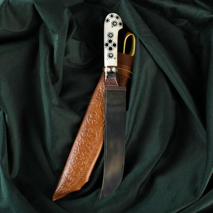 Нож Пчак Шархон - кость, ёрма сапожок Мехенди гарда олово, гравировка с садафом, 17 см