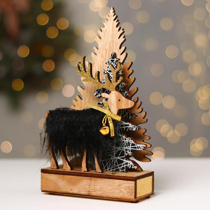 Новогодний декор с подсветкой «Ёлочки и олень с колокольчиком» 13.5×5×22 см, зелёный декор с подсветкой праздничный олень