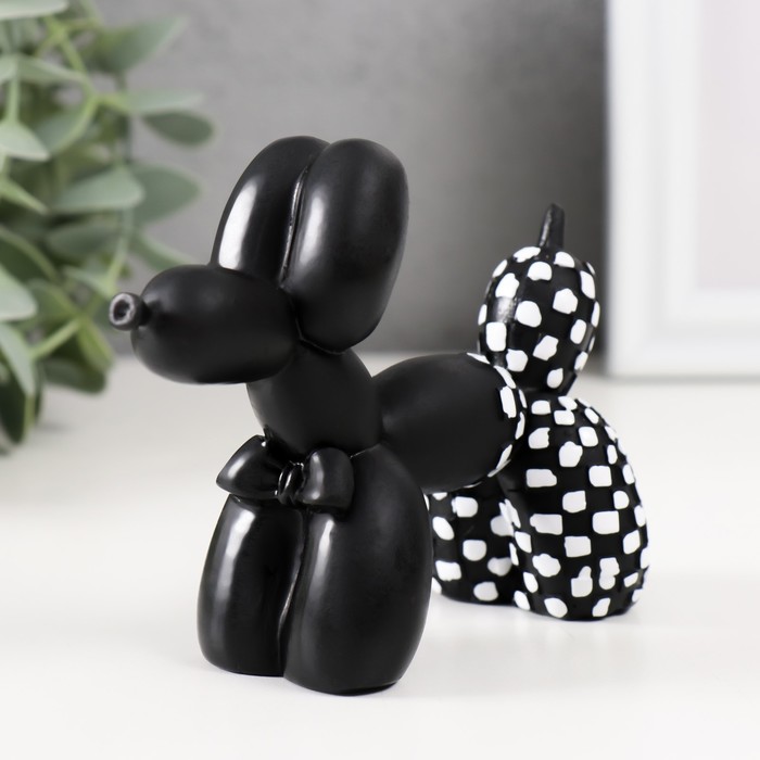 Сувенир полистоун Чёрный воздушный шарик - собака, шахматка 9х4,5х11 см