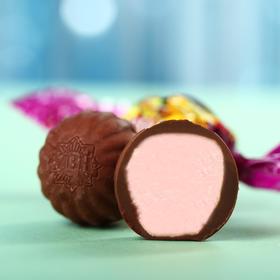 

Шоколадные конфеты «С новым годом» со взрывной карамелью, вкус: черника, 150 г.