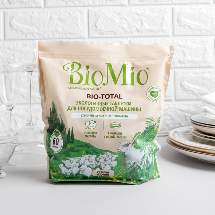 Таблетки для посудомоечных машин BioMio BIO-TOTAL, с маслом эвкалипта, 60 шт. бытовая химия biomio таблетки для посудомоечных машин 7 в 1 с эфирным маслом эвкалипта 60 шт