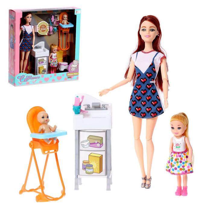 Кукла-модель шарнирная «Стефани с малышами» с мебелью и аксессуарами, МИКС