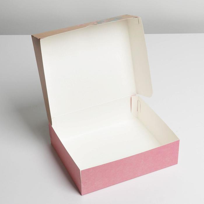 Коробка для кондитерских изделий  «Будь счастлива», 17 × 20 × 6 см