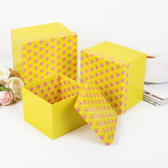 Набор коробок 3в1 "Королевский цветок", жёлтый, 18 х 18 х 13 - 14 х 14 х 11 см