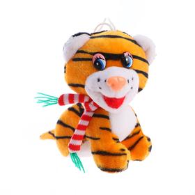 Мягкая игрушка «Тигрёнок в шарфе» на присоске, цвет МИКС Ош