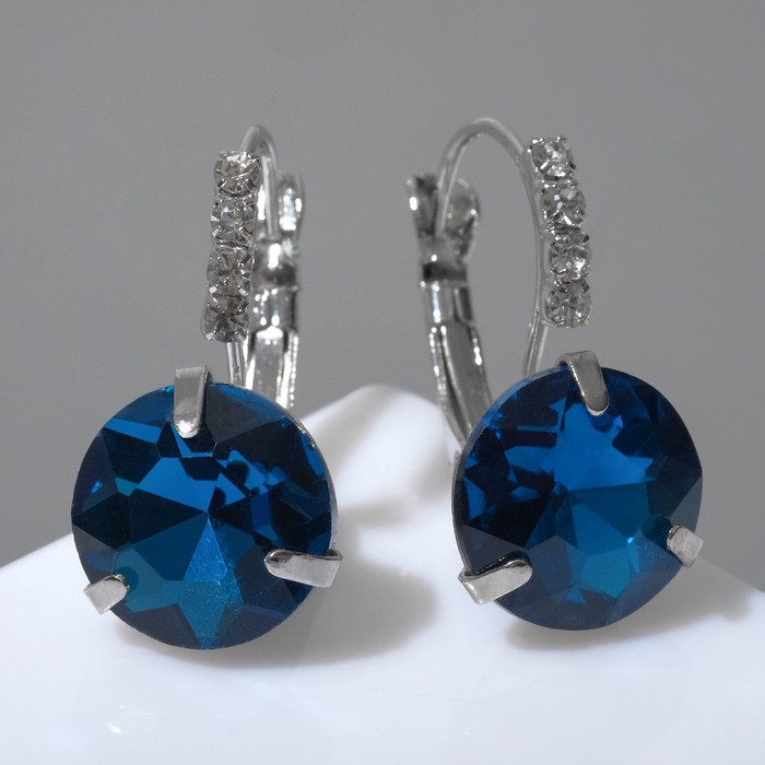 цена Серьги со стразами «Подари нежность» кристалл, цвет синий в серебре