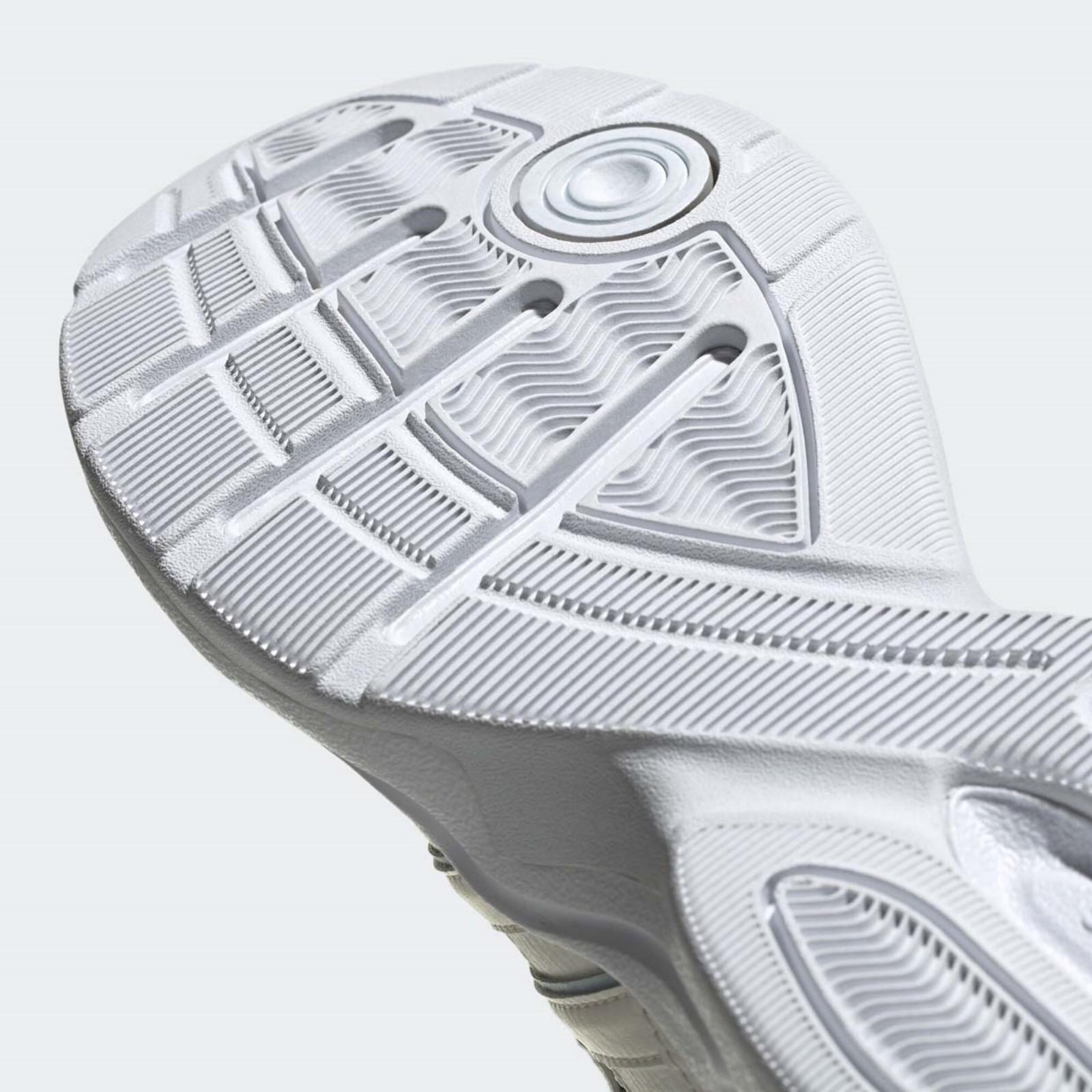 Кроссовки женские Adidas Strutter, размер 37 (EG2692) (7466712) - Купить по  цене от 5 039.00 руб. | Интернет магазин SIMA-LAND.RU