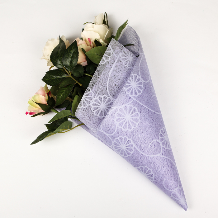 Флизелин "Ажурные цветы", сиреневый, 50 х 70 см