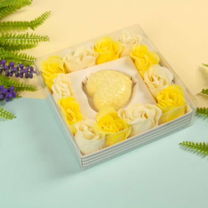 Набор подарочный "Цветение": мыльные лепестки (набор 12 шт), мыло сувенирное 60 гр, аромат лимона