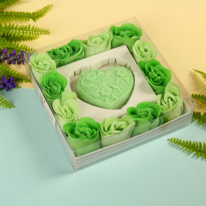 Набор подарочный "Ажур": мыльные лепестки (набор 12 шт), мыло сувенирное 60 гр, аромат алоэ