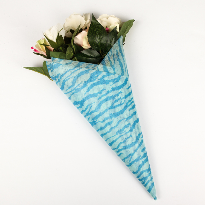 Флизелин "Зебра", голубой, 60 х 60 см