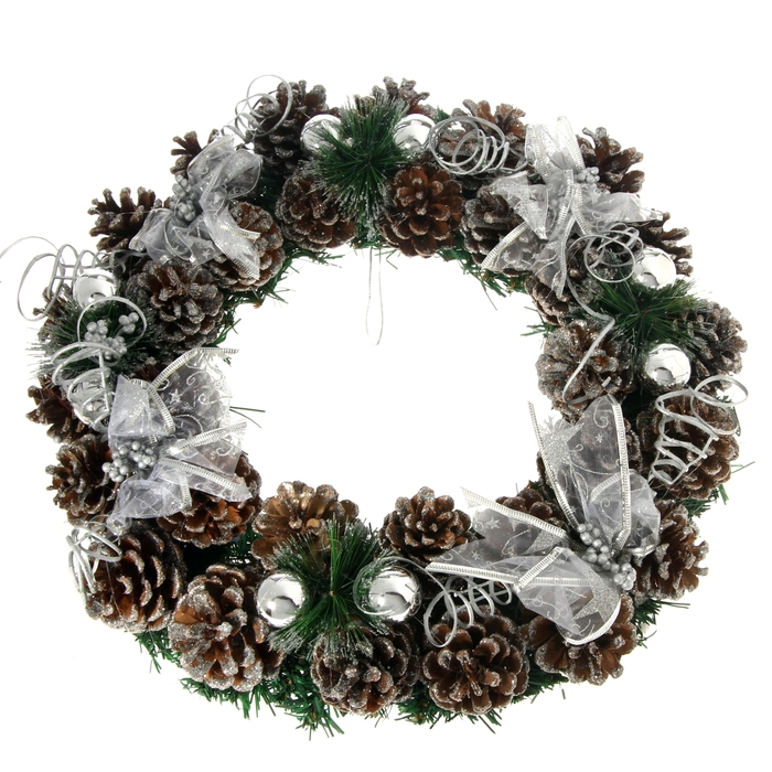 Венок рождественский "Серебристые шишки"