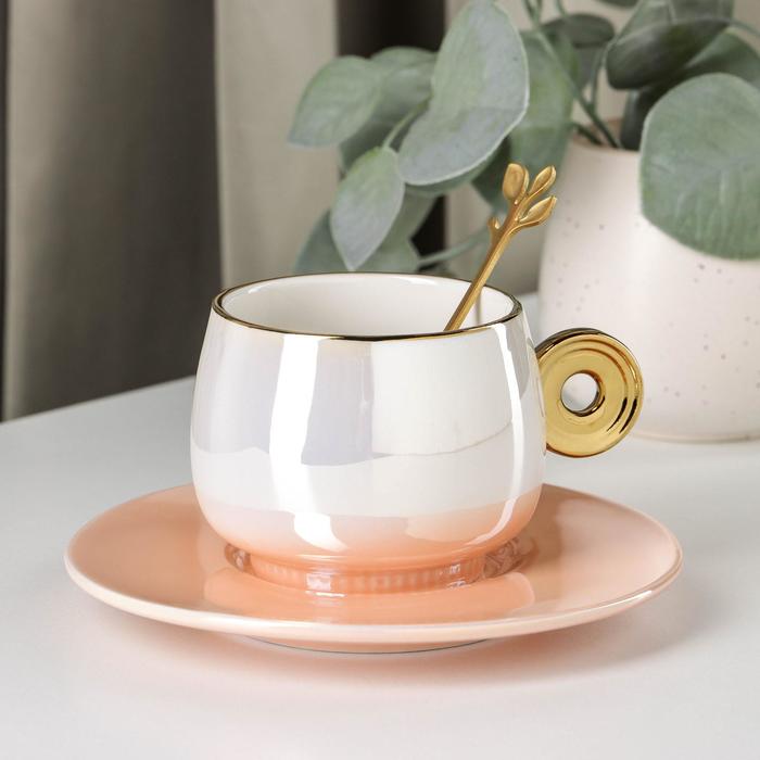 

Кофейная пара керамическая с ложкой «Перламутр», чашка 240 мл, блюдце d=15 см, цвет светло-оранжевый