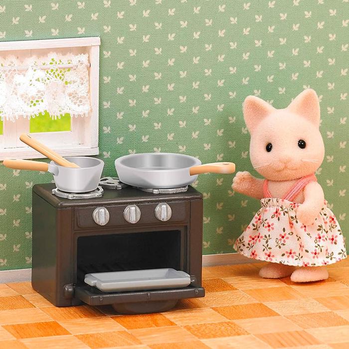 Игровой набор «Дочка Котенок на кухне»