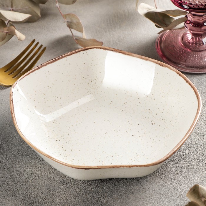 

Салатник с волнообразным краем Beige, 400 мл, d=16 см, цвет бежевый