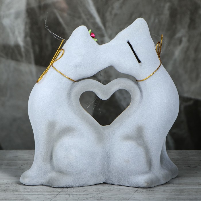 Копилка "Кошки в форме сердца", флок, серая