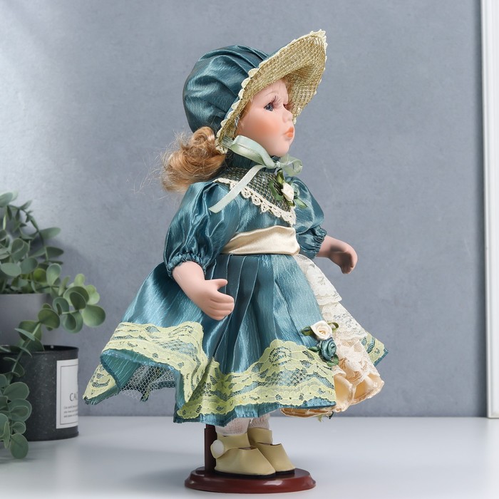 Кукла коллекционная керамика "Танечка в платье цвета морской волны и чепчике" 30 см
