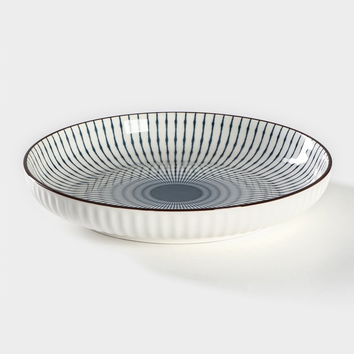 Тарелка керамическая обеденная «Иллюзия», d=21 см, цвет белый и серый тарелка керамическая обеденная иллюзия d 21 см цвет белый и серый