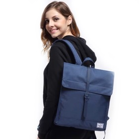 

BS08-22 Рюкзак Bodachel, отдел на клапане, цвет синий (14"), 30х6х34,5см