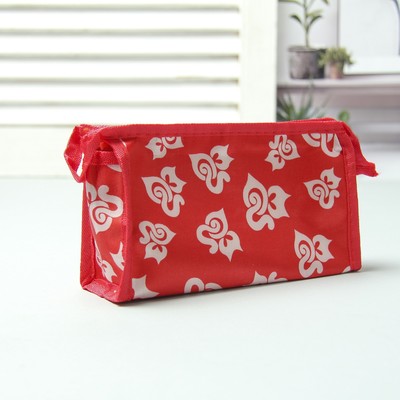 Косметичка треугольная, отдел на молнии, цвет красный