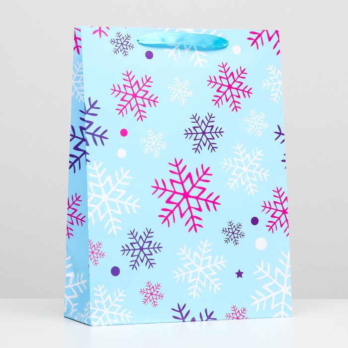 

Пакет ламинированный "Снежинки" 32 х 42 х 12