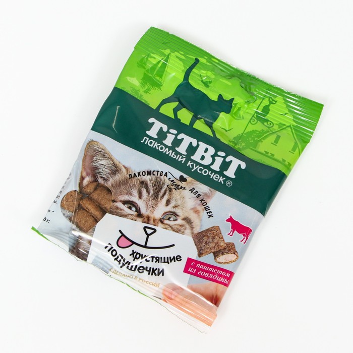 Хрустящие подушечки TitBit для кошек, с паштетом из говядины, 30 г titbit хрустящие подушечки для кошек с паштетом из лосося 30 г