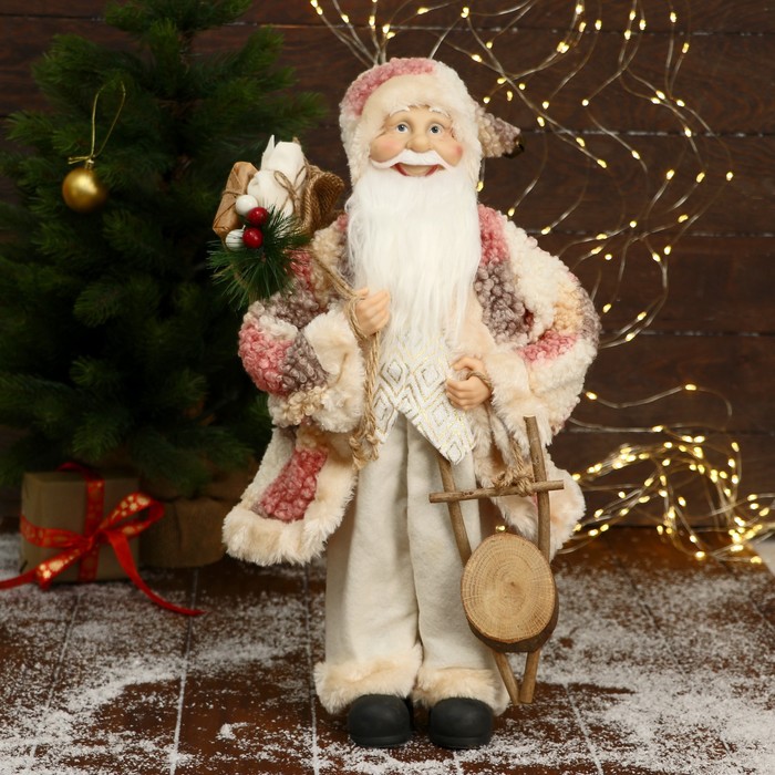 Дед Мороз В клетчатой шубе, кофте ромбик, с подарками 25х45 см